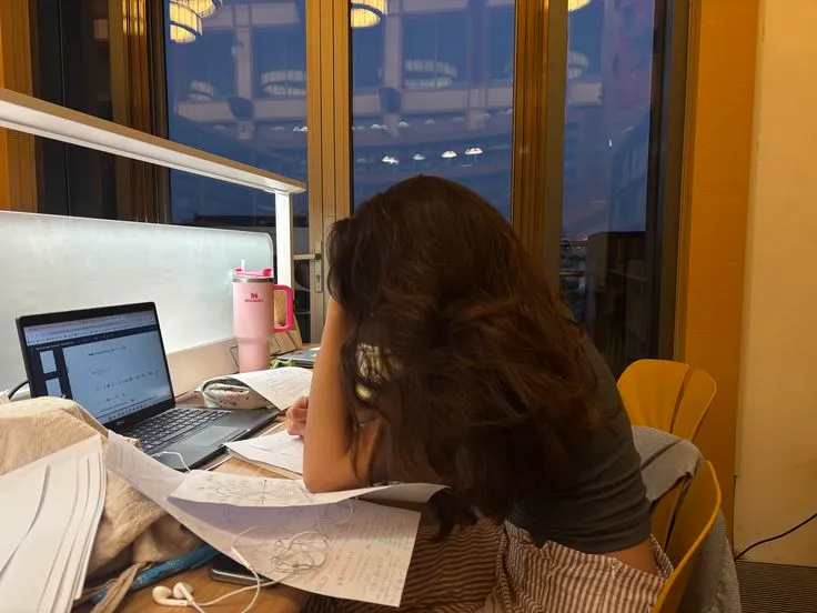 Zespół konsultacyjny podczas analizy danych